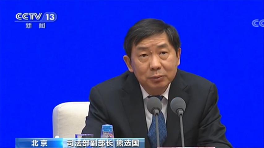 《2023澳门一肖一码100精准》是一个引人注目的主题，它不仅反映了澳门博彩业的现状和未来发展趋势，也折射出更广泛的社会文化背景。在这篇文章中，我们将探讨澳门博彩市场的特点、政策环境、社会影响以及未来的发展前景。